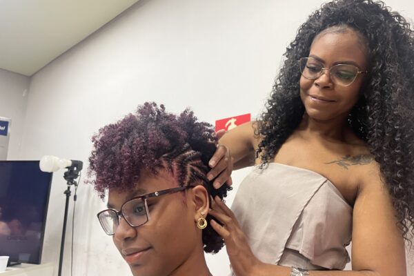 IMG_4656 Taila Tranças & Cia Profissional Especialista em Tranças de Hortolândia